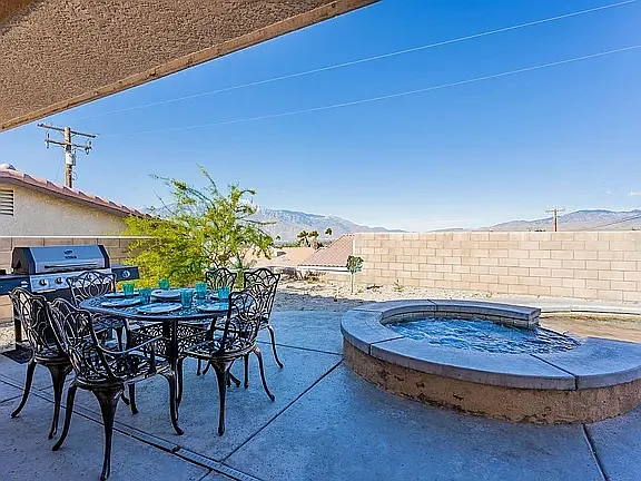 12557 Maui Way — Photo 23