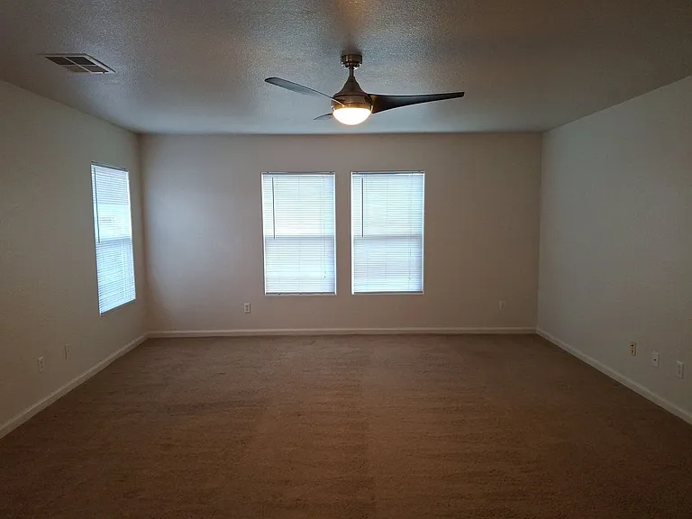 313 Dorinda Ct — Photo 33