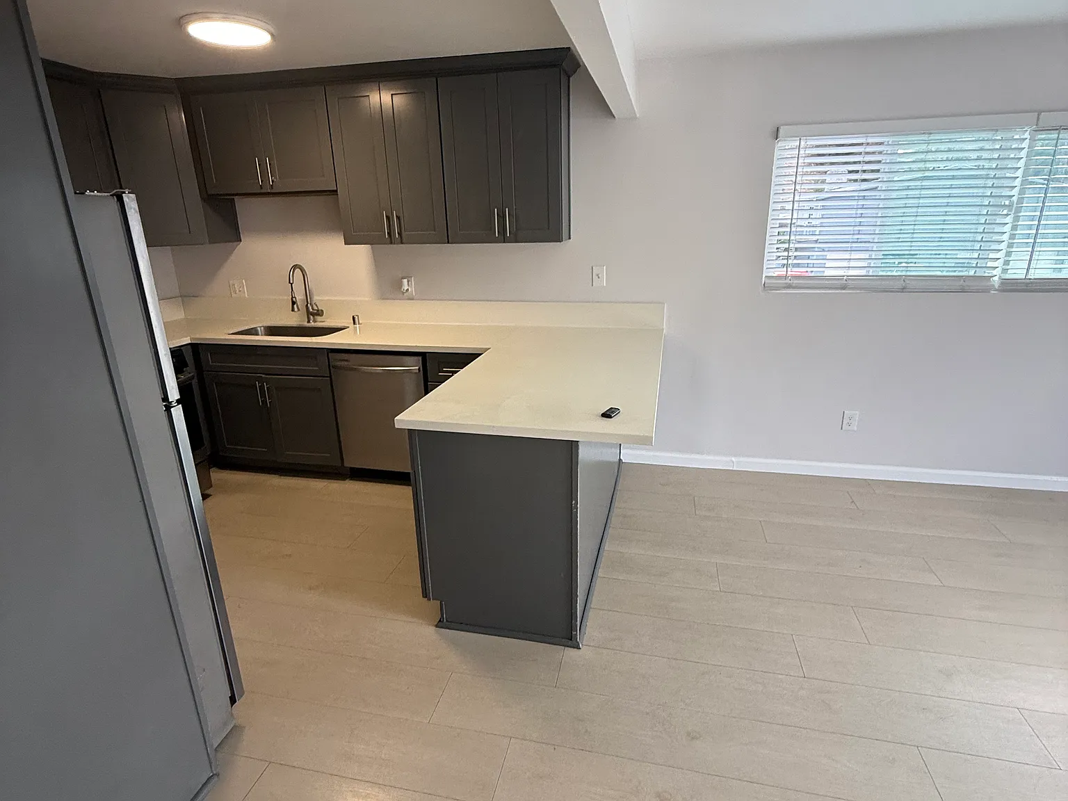 5972 Streamview Dr — Photo 4