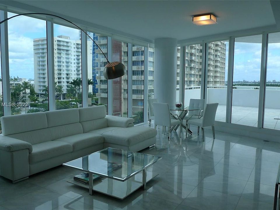1st image of 2020 N Bayshore Dr APT 501