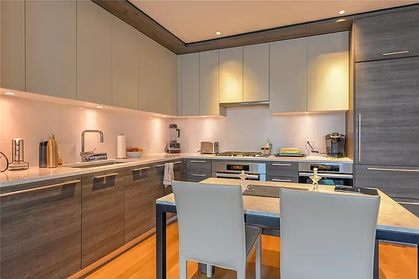 Rented by 212 Consulting Corp | media 43