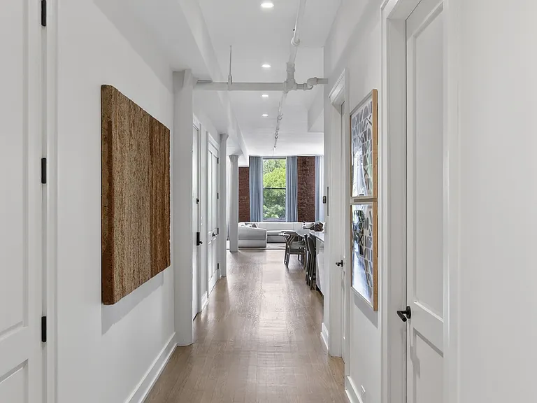 155 Hudson St #2S — Photo 11