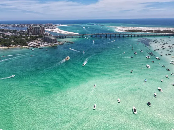 332B Calhoun Ave, Destin, FL 32541