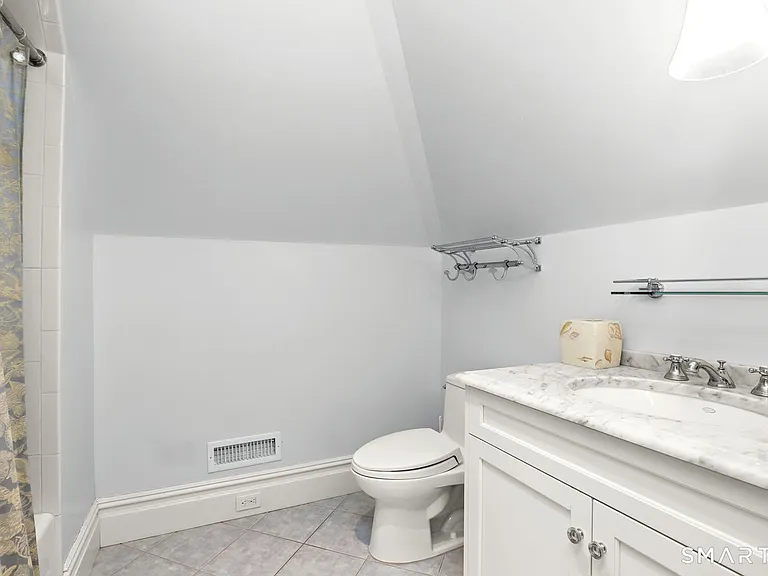 1300 Rock Rimmon Rd — Photo 20