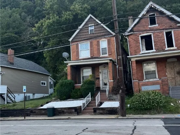 227 Freeport Rd, Creighton, PA 15030