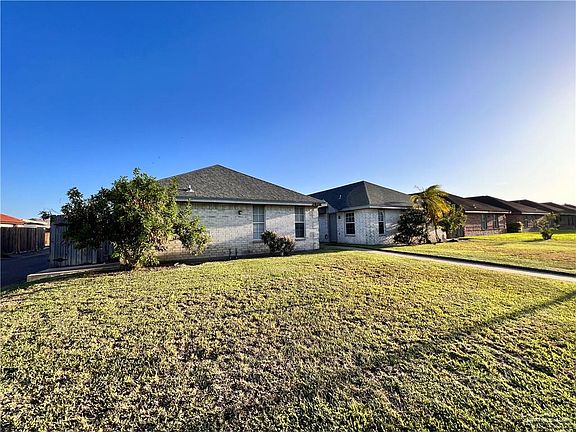 2nd image of 1908 Agua Fina Ave