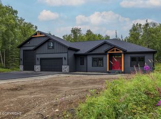 10062 E Willow Ridge Cir, Palmer, AK 99645