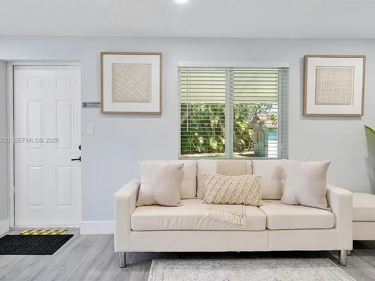 1218 NW 2nd Ave — Photo 4