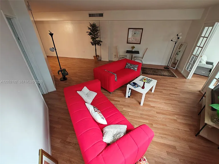 825 Brickell Bay Dr #350 — Photo 38