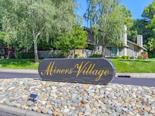11449 Tunnel Hill Way, Gold River, CA 95670