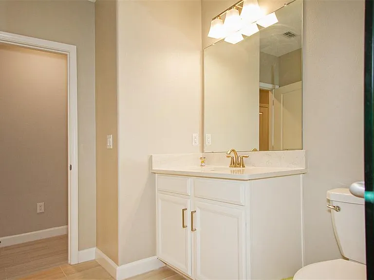 16657 Shell Bay Dr — Photo 50