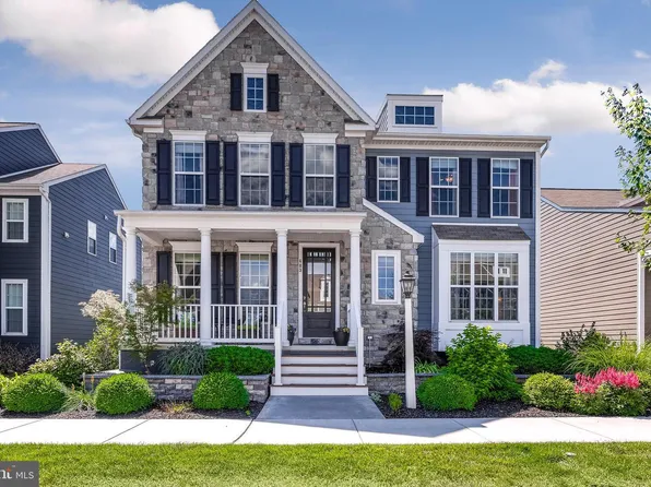 403 Shaw St, Mechanicsburg, PA 17050