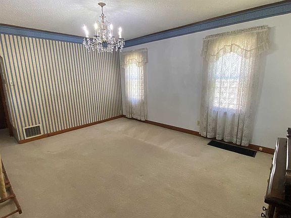 3rd image of 505 Meyer Ave