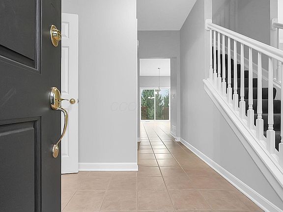 5th image of 2478 Silver Hill St