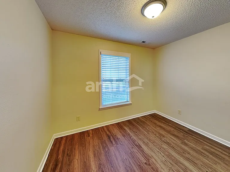 5631 Hammermill Dr — Photo 24
