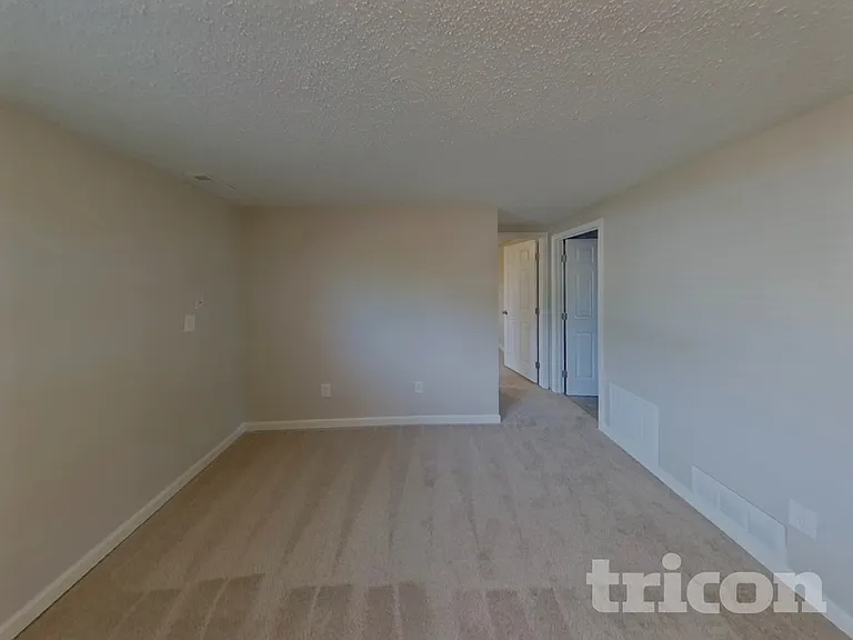 6910 Fielding Cir — Photo 15