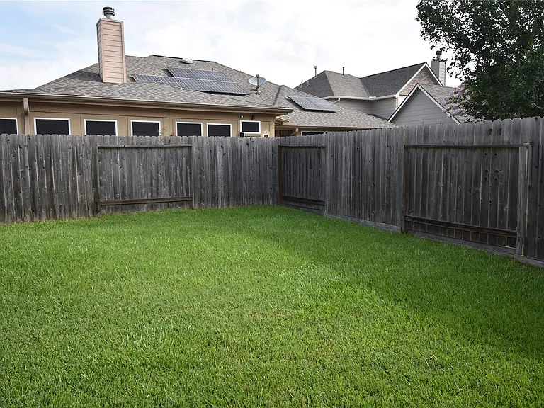 9518 Brackenton Crest Dr — Photo 16