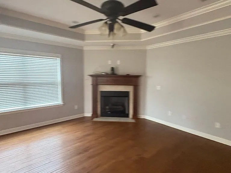 101 Avalon Ln — Photo 12