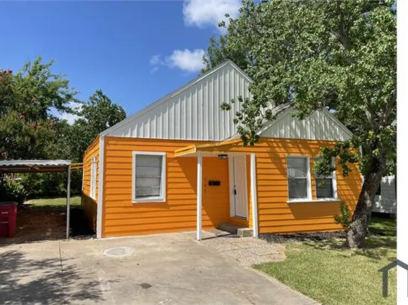 727 W 5th St, Freeport, TX 77541