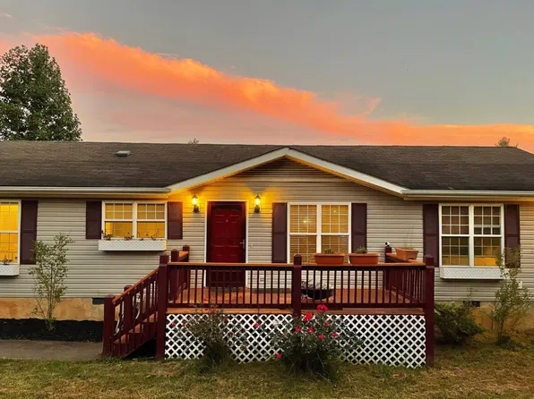 31 Trent Dr, Leicester, NC 28748