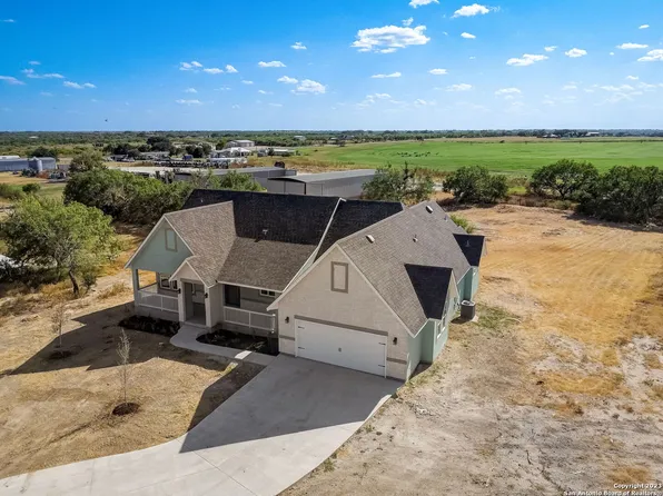129 Flor Del Sol Rd, San Antonio, TX 78264