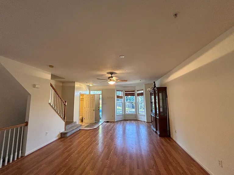 529 Ellison Ct — Photo 4
