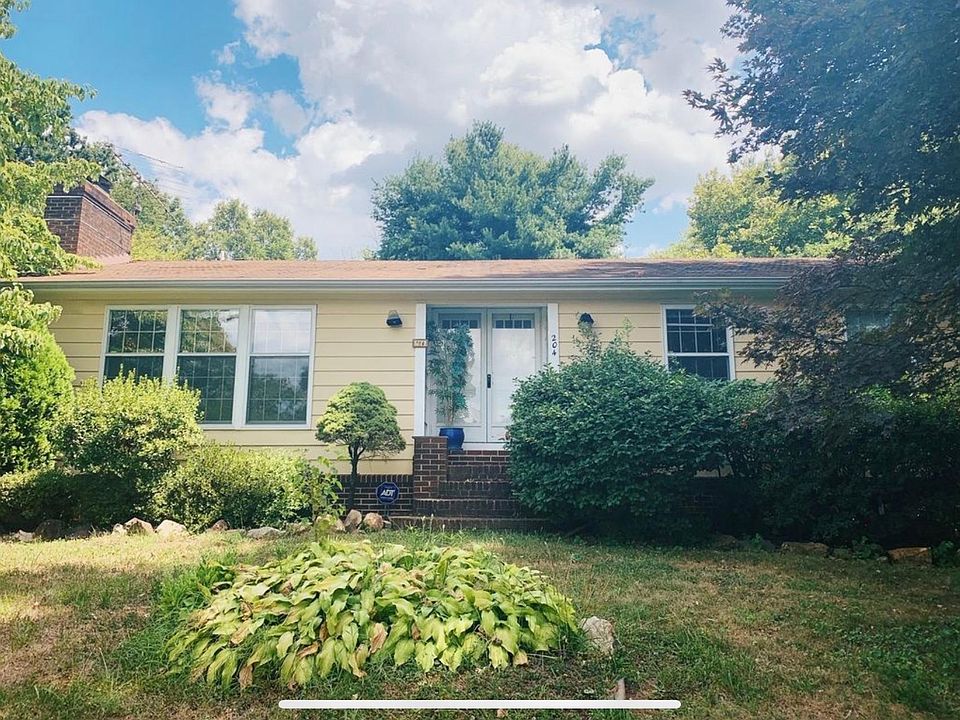 1st image of 204 Douglass Ave