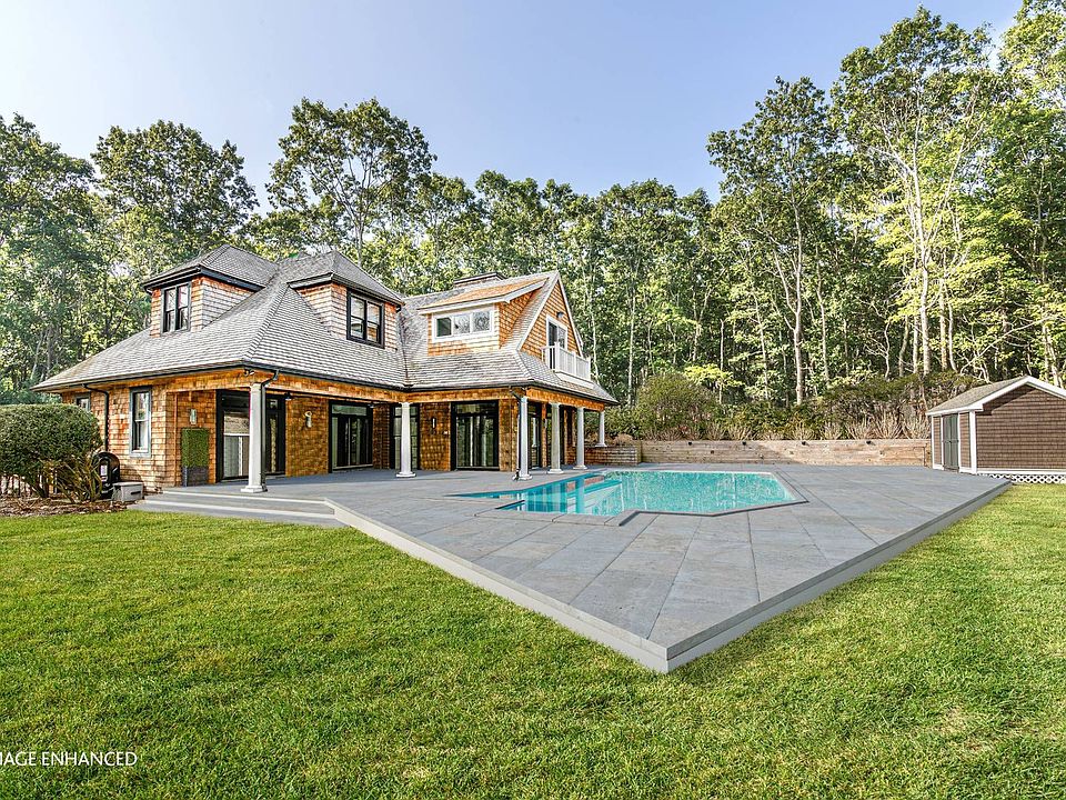 1st image of 29 Deerwood Path