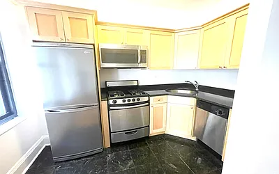 Rented by Manhattan Realty Group