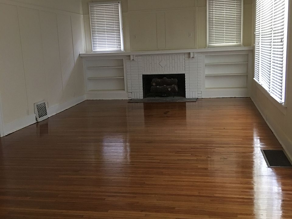2nd image of 614 N Forrest St