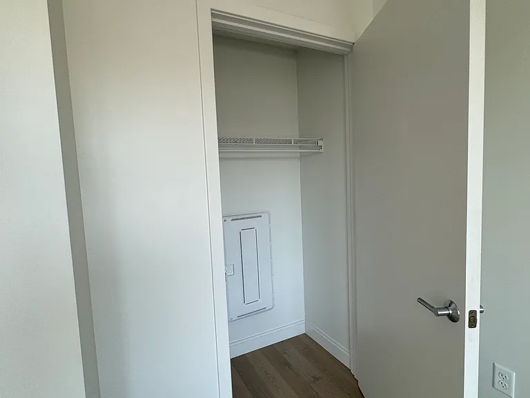 57 Brighton Ave — Photo 7