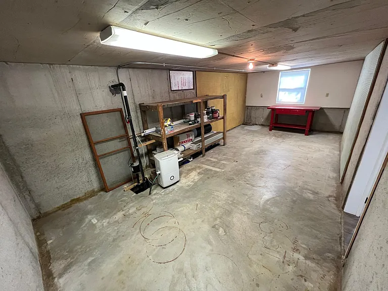 800 N West Park Ln — Photo 31