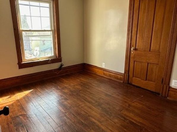 1207 Lincoln Ave, Tyrone, PA 16686