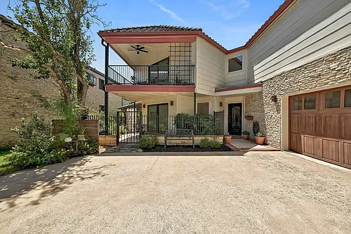 122 Acapulco Dr Photo 1
