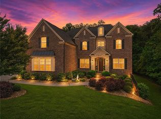 2555 Wood Fern Ln, Cumming, GA 30041