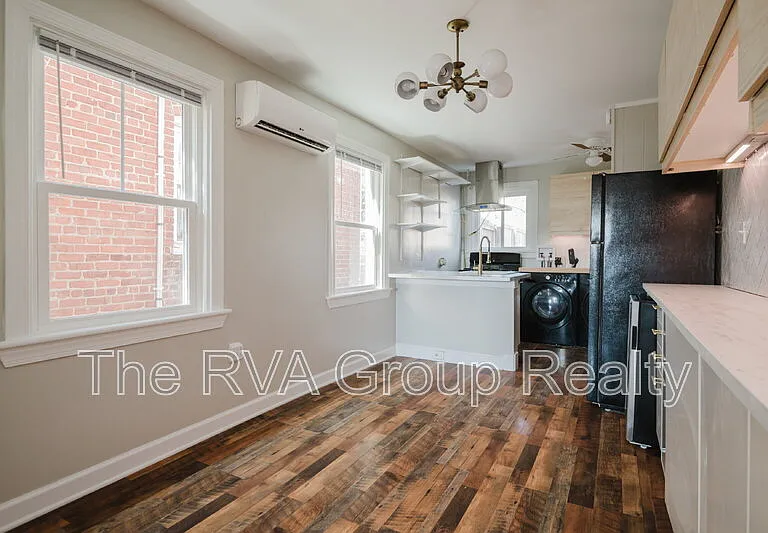 1230 Wallace St — Photo 13