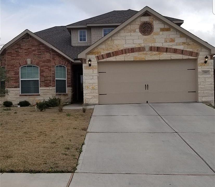 1st image of 2317 Sable Wood Dr