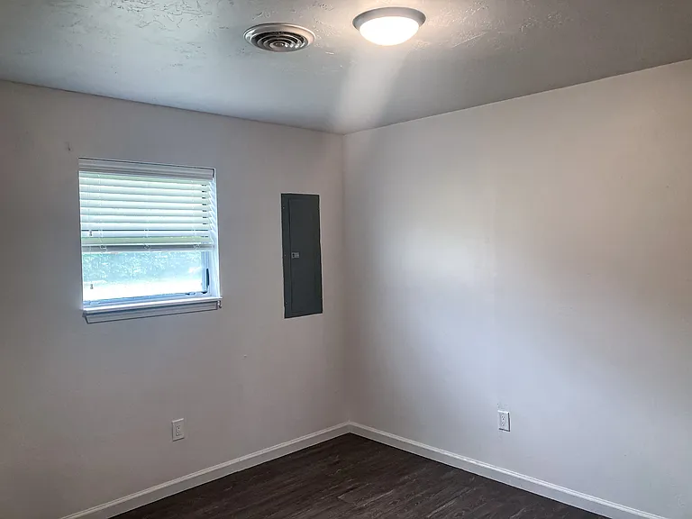 4930 Azalea Ave NW #A — Photo 5