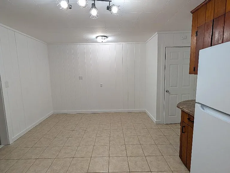 9 Camden Pl #C — Photo 10