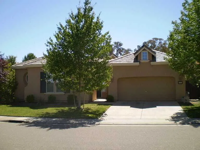1847 Orchard Terrace Ct photo 1