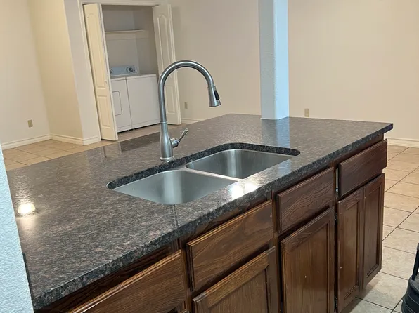 5005 San Francisco Ave, Laredo, TX 78041