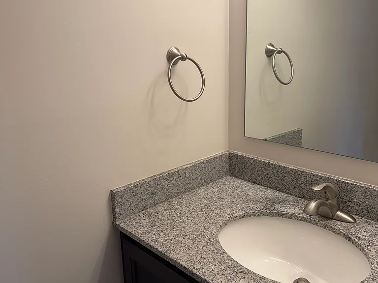 1/2 bath
