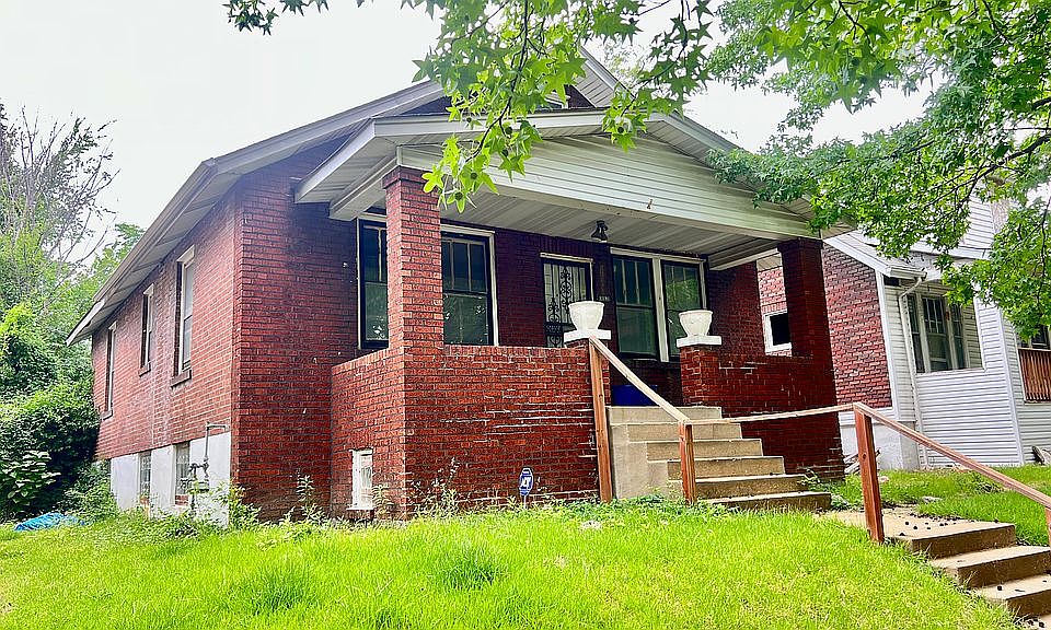 1st image of 4870 Anderson Ave