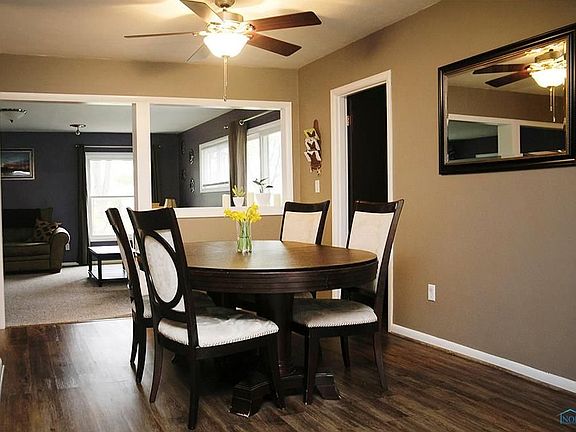 5th image of 306 W South Boundary St