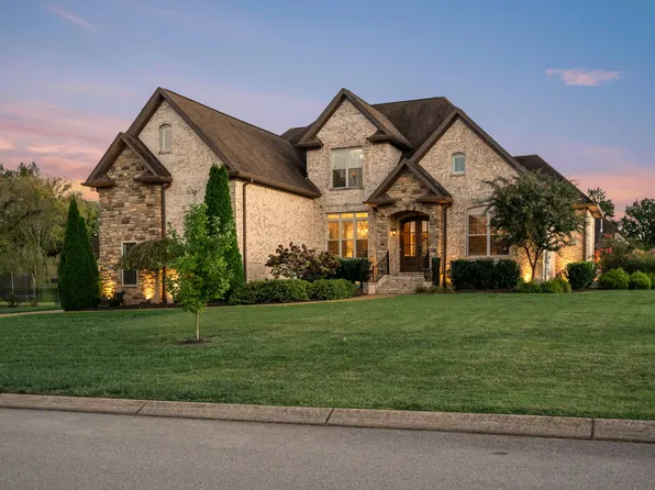 213 Laycrest Dr, Mount Juliet, TN 37122
