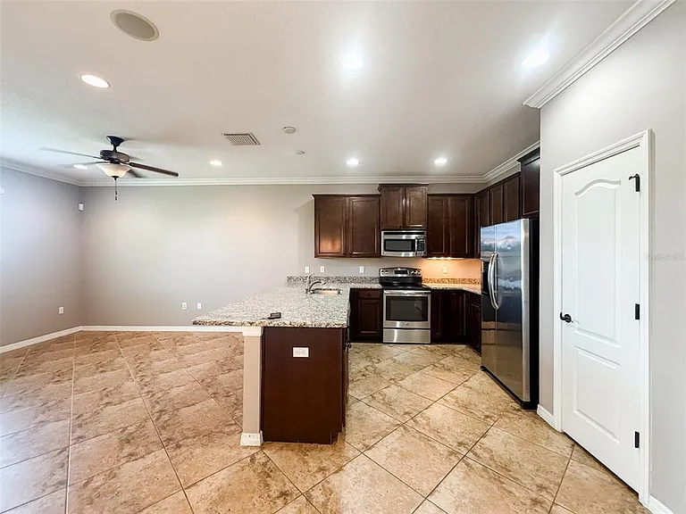 27015 Juniper Bay Dr — Photo 6