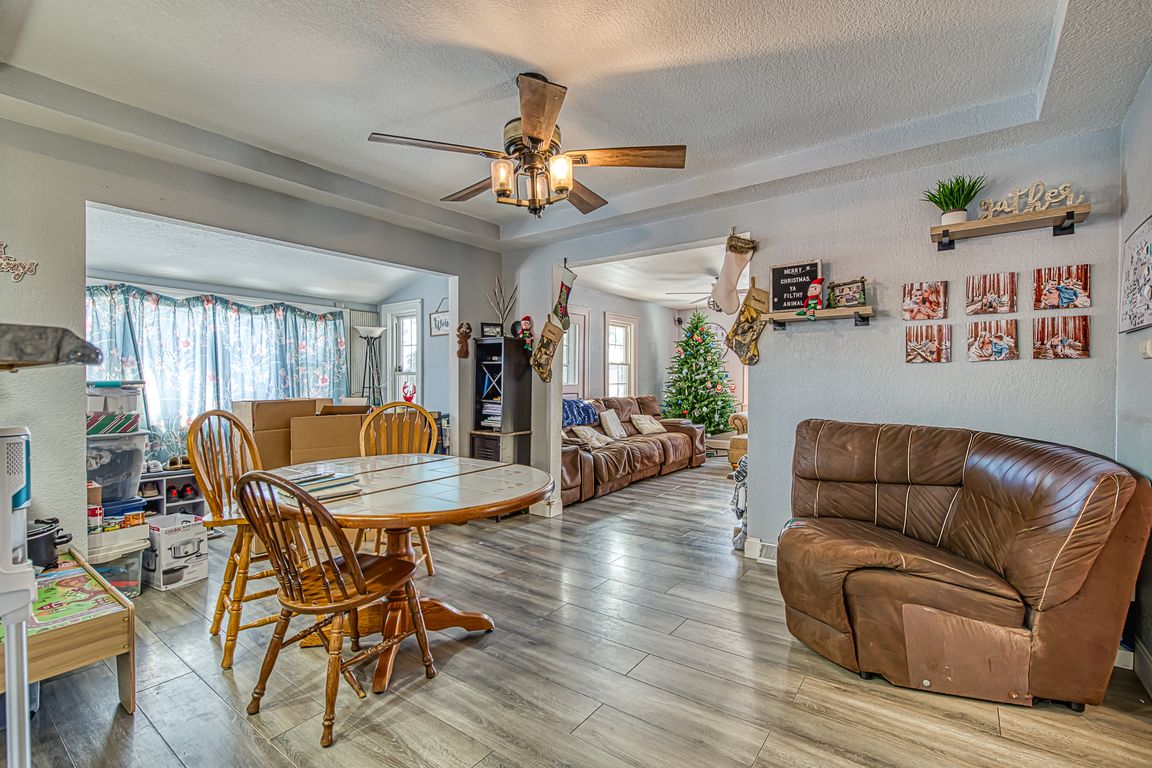 next background image