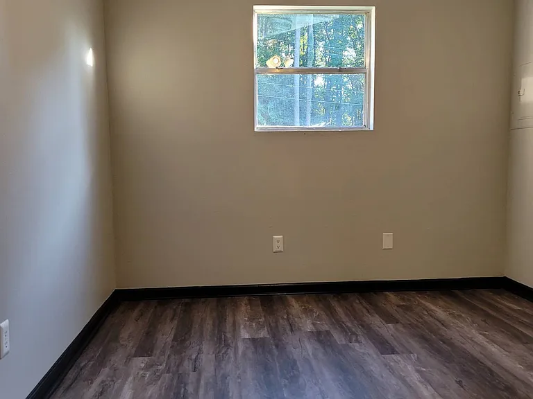 4324 Union Ave — Photo 14