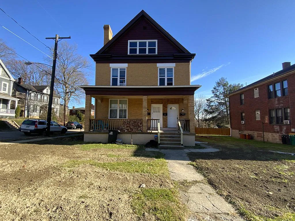 1 bed, 750 sqft, $990 — Photo 1