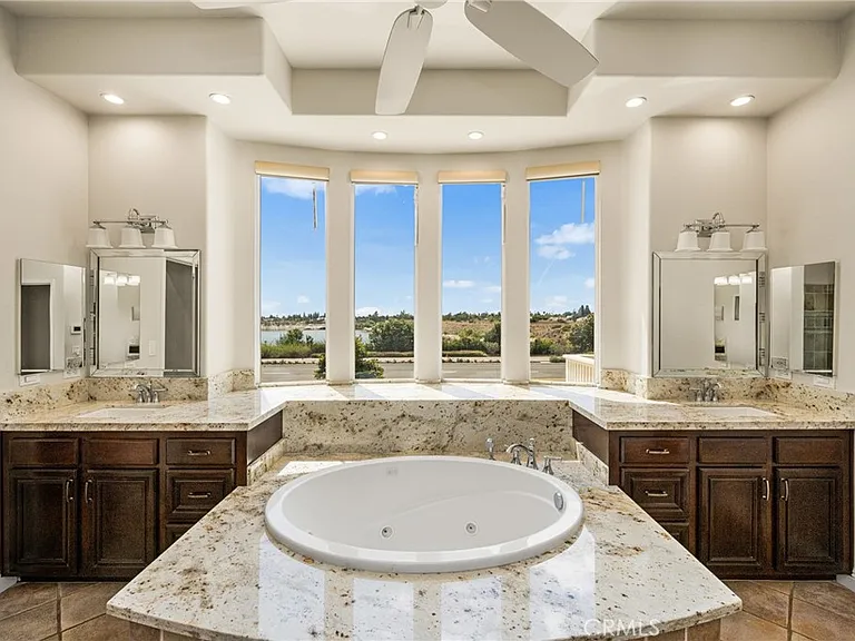934 N Big Sky Ln — Photo 40
